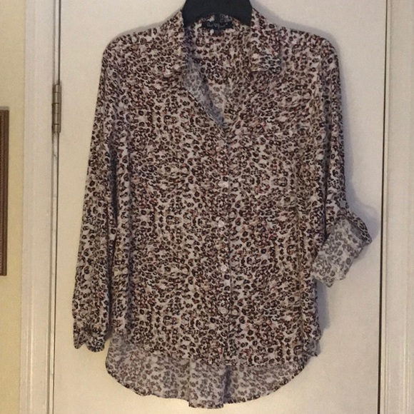 valent heart Tops - VGUC Valent Heart size med animal print blouse